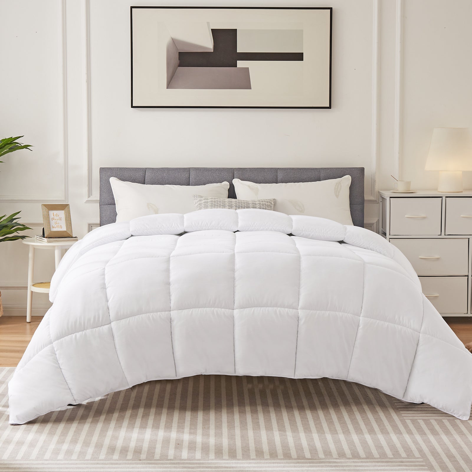 All-Season Down Comforter – Ultra-Soft Lightweight Duvet Insert for Queen & King Beds